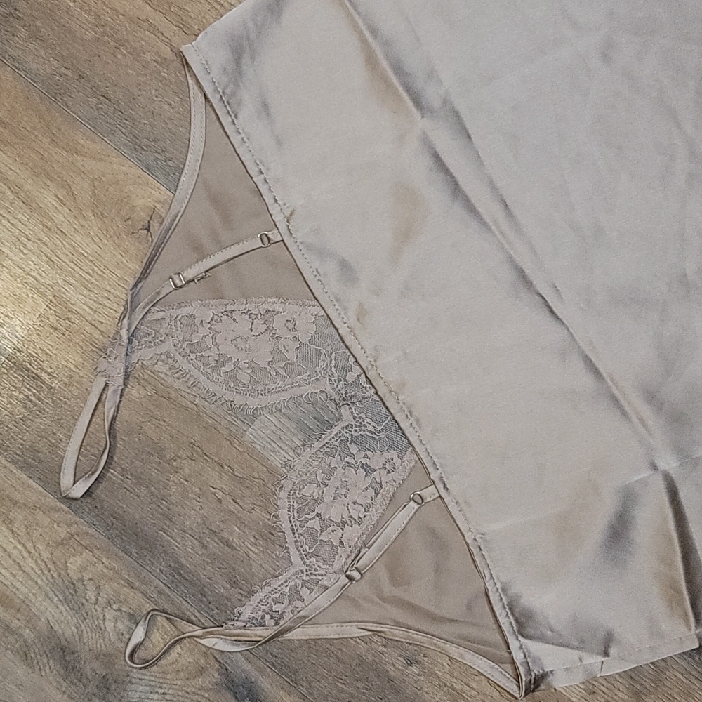 Promesa Tan Tank Top - Picture 3 of 3